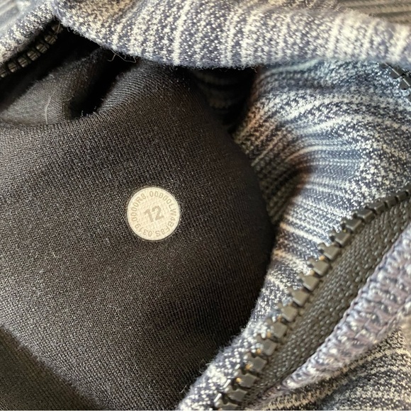 Lululemon Hooded Define Jacket Nulu - Picture 3 of 7